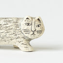 日本的丽莎猫(五号、丹波)雾白