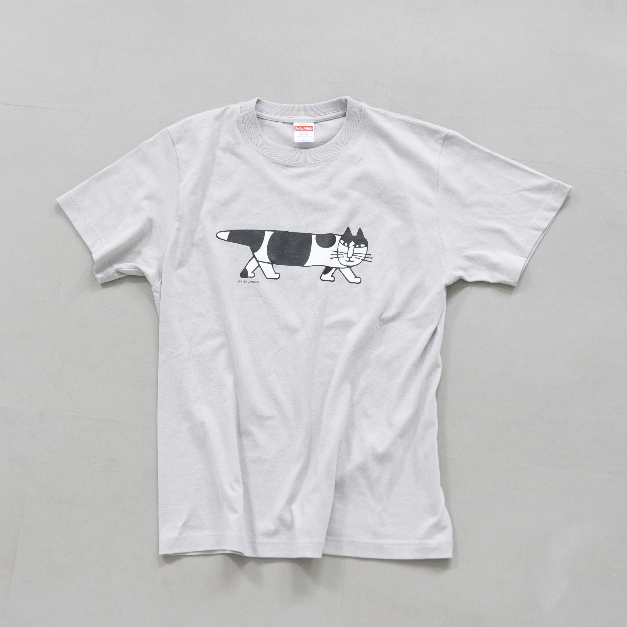 Tシャツ（ハチワレ）