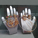 Hands who like ring