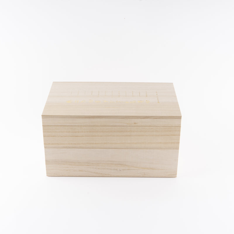 Two -stage paulownia box for fulfilling the zodiac