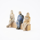 ベンチに座る人(1981)