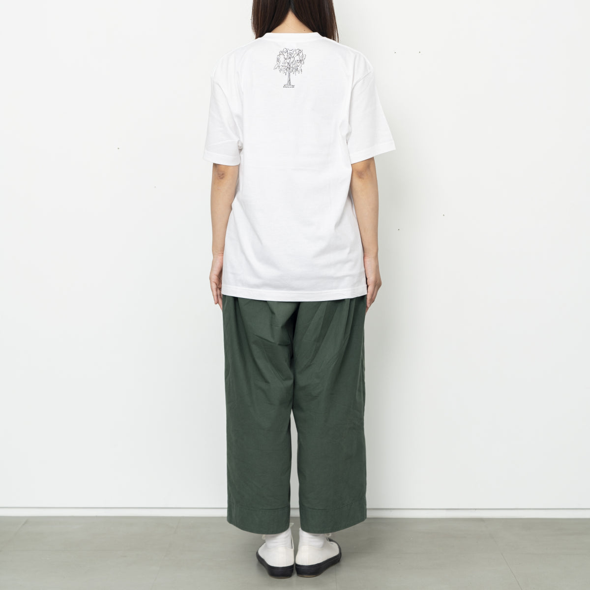 Tシャツ（岩・ホワイト）