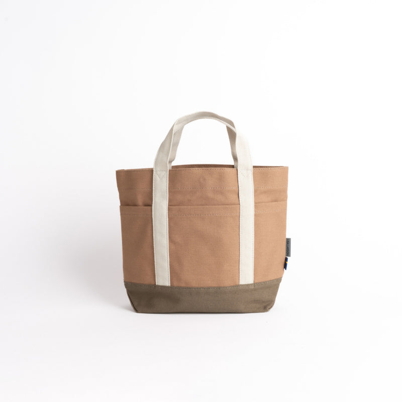 スッシーの刺繍ミニトート