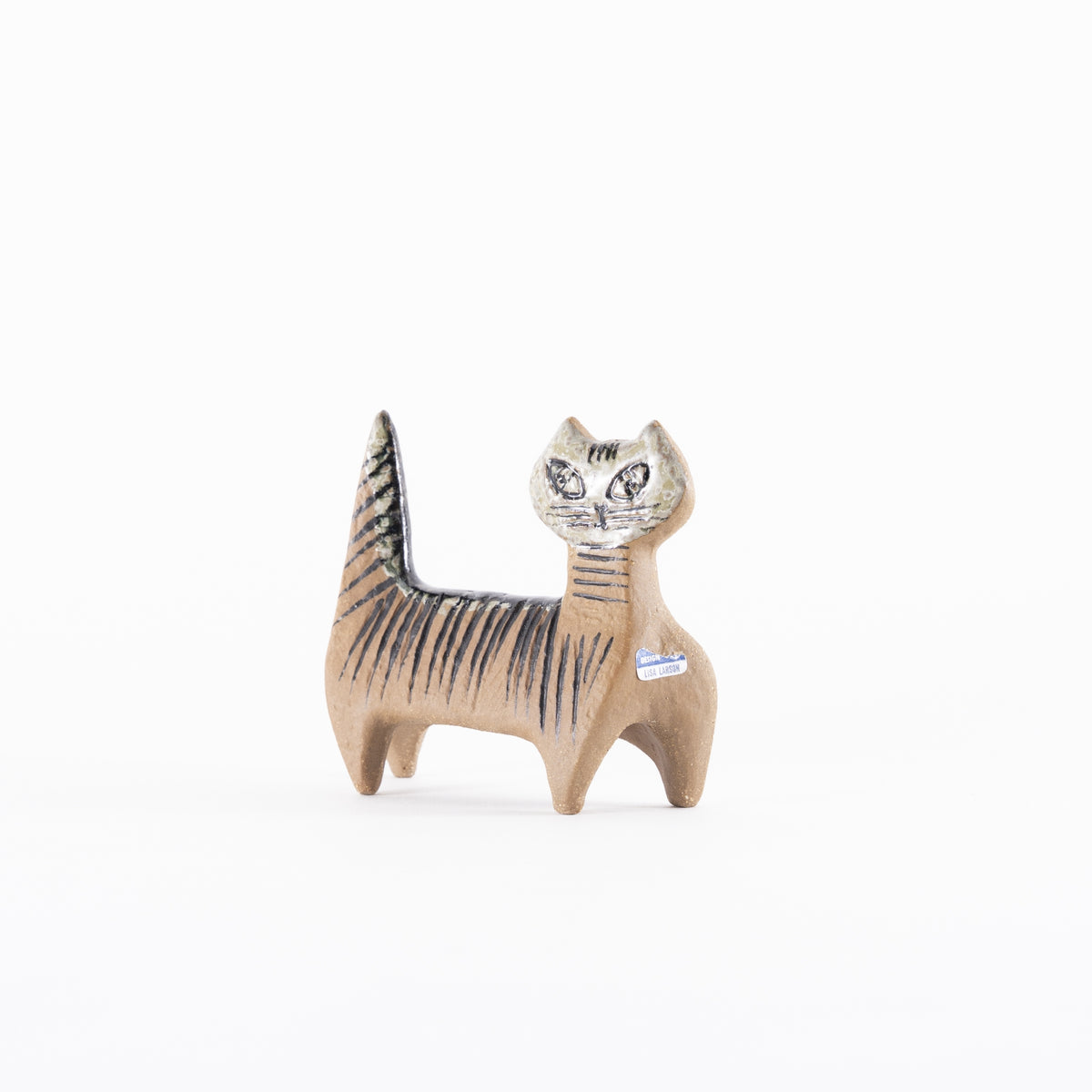 Lilla zoo Cat standing