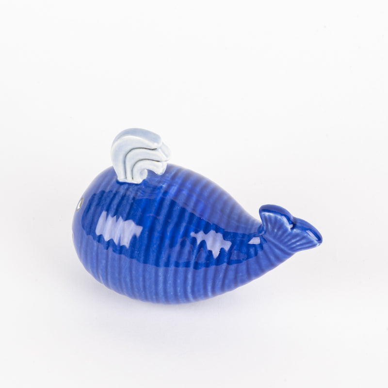 青い海のヨナ（黒）