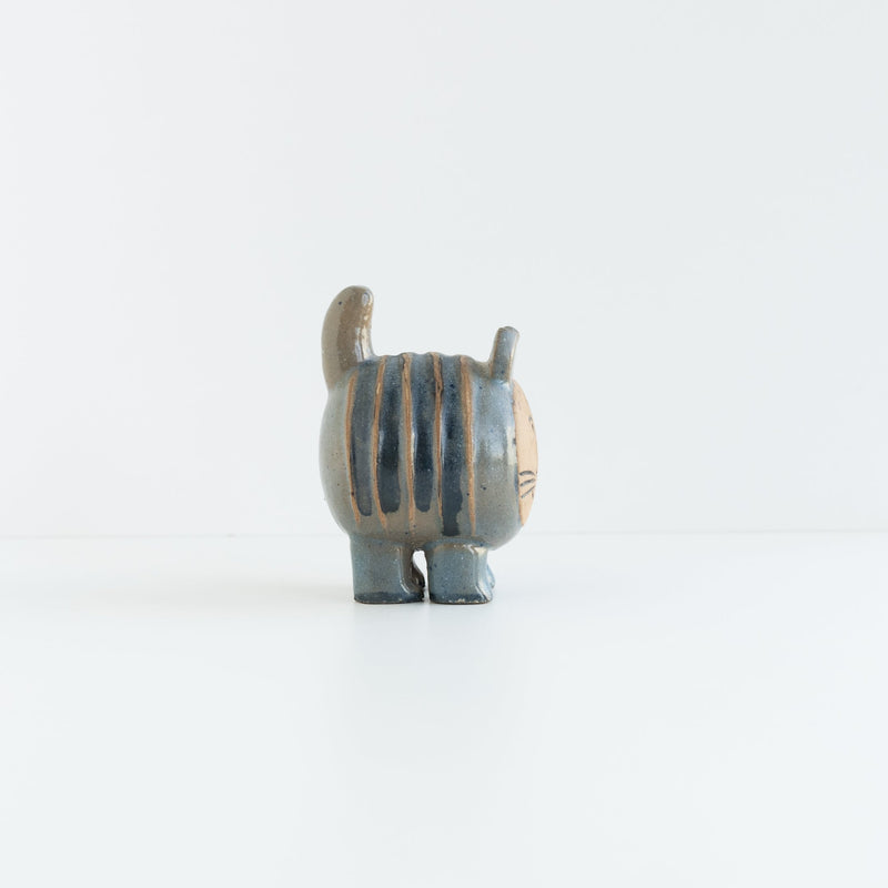 Menageri cat