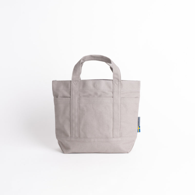 スッシーの刺繍ミニトート