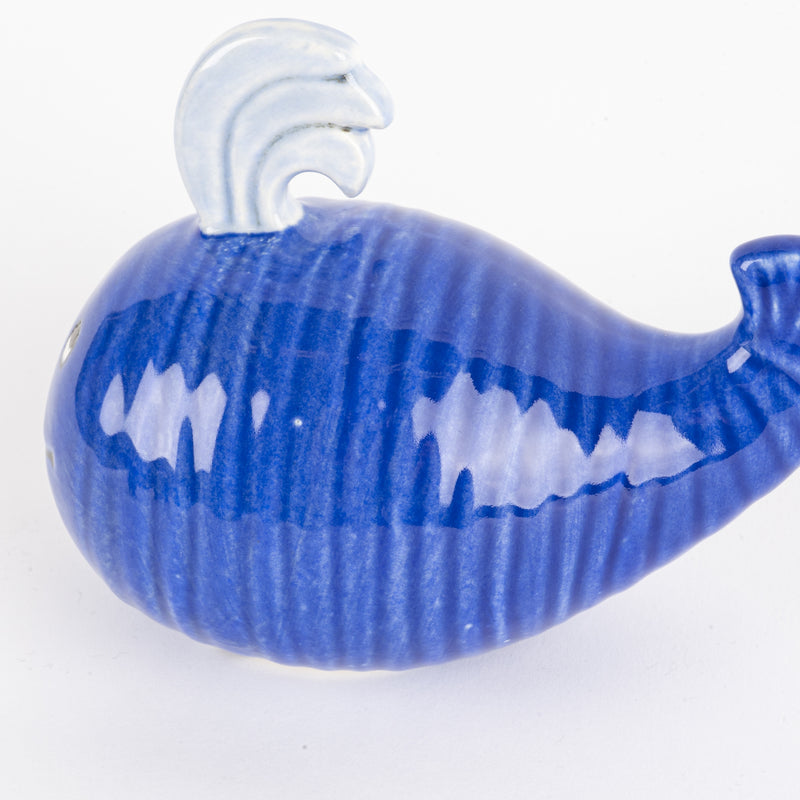 青い海のヨナ（黒）