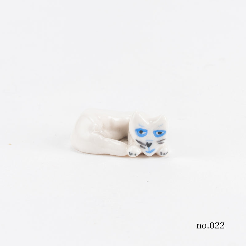 Blue cat shioki (Petchi No.15-23)