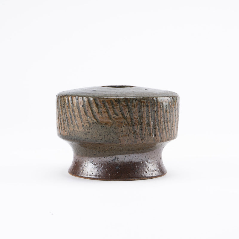 UNIQUE PIECE ROUND VAS