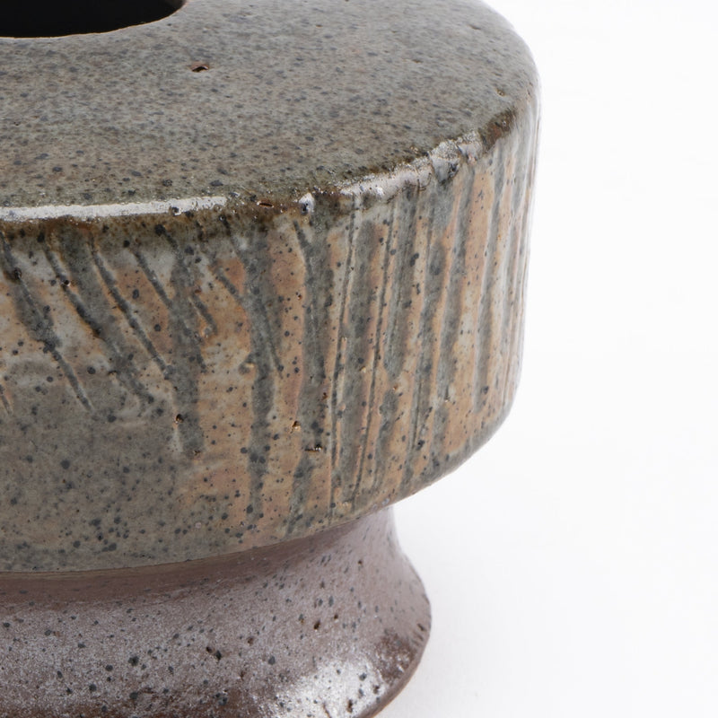 UNIQUE PIECE ROUND VAS