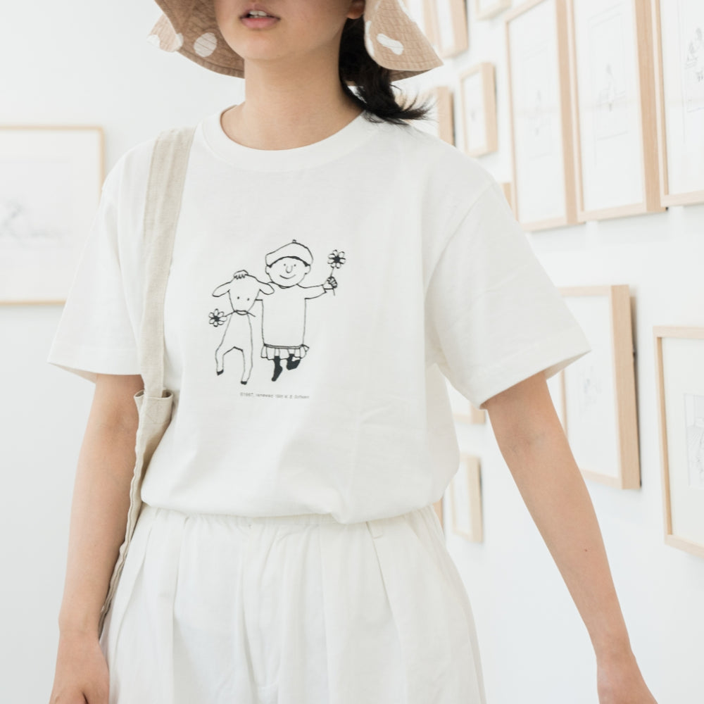 Tシャツ（ブルッキーと彼女の子羊・バニラホワイト）