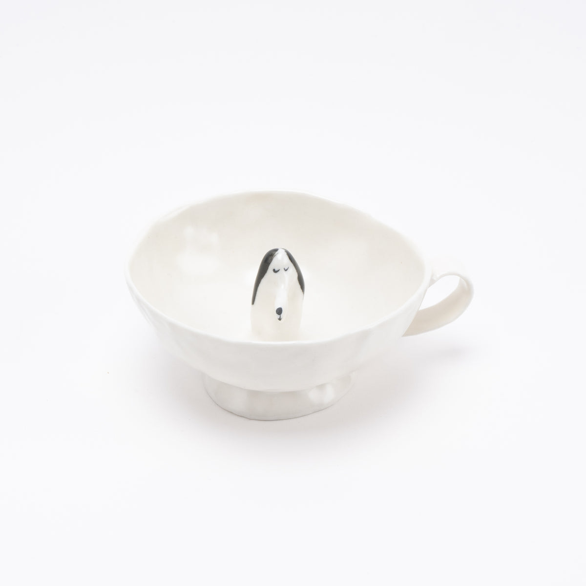 しあわせのティーカップ（黒みみ・すやすや）