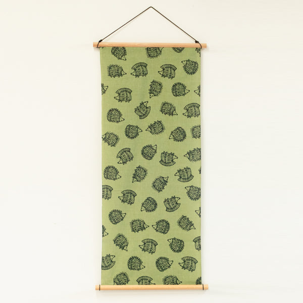 Printed and wet (hedgehog three brothers, green)