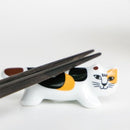 筷子休息（Mikey Calico Cat）