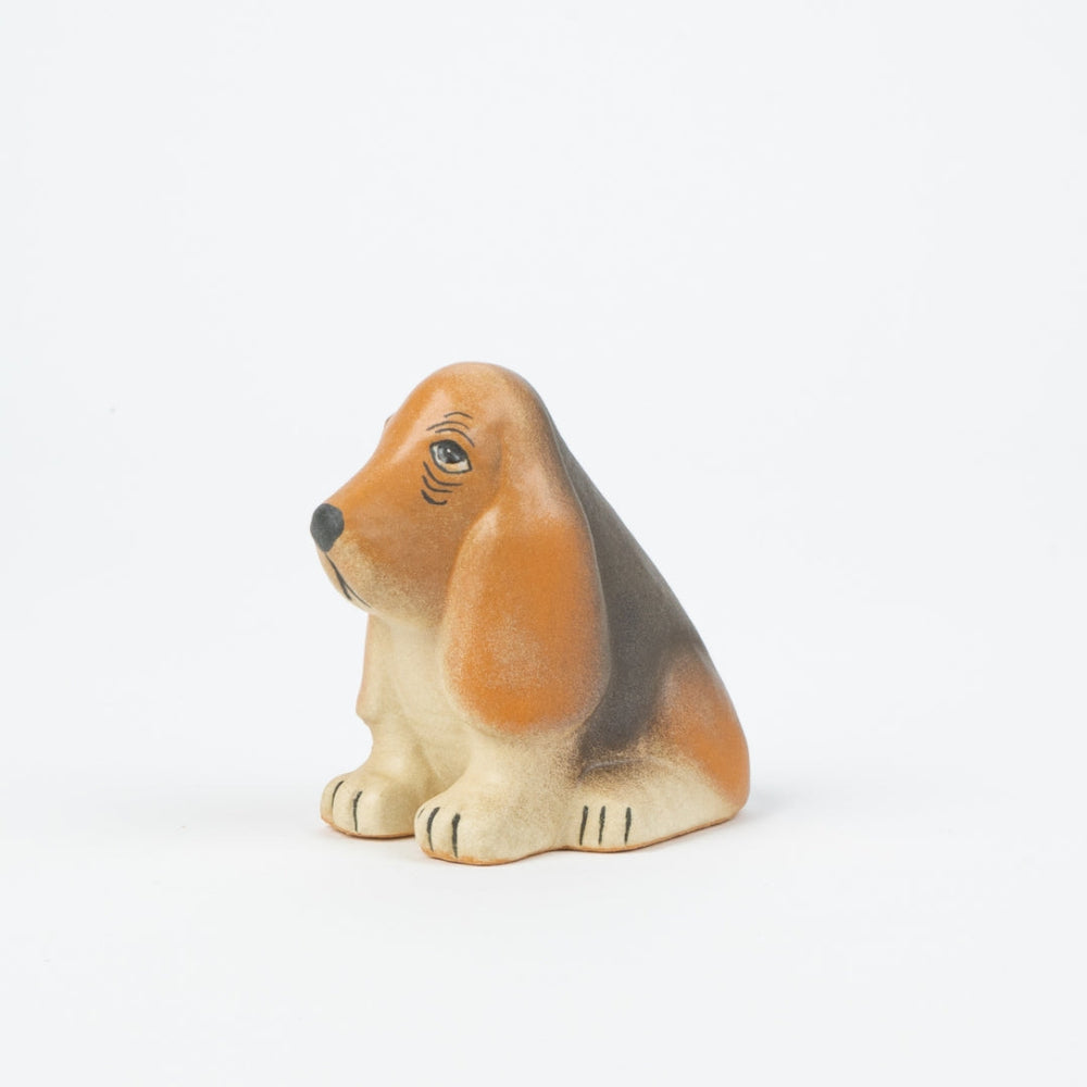 バセット バセット