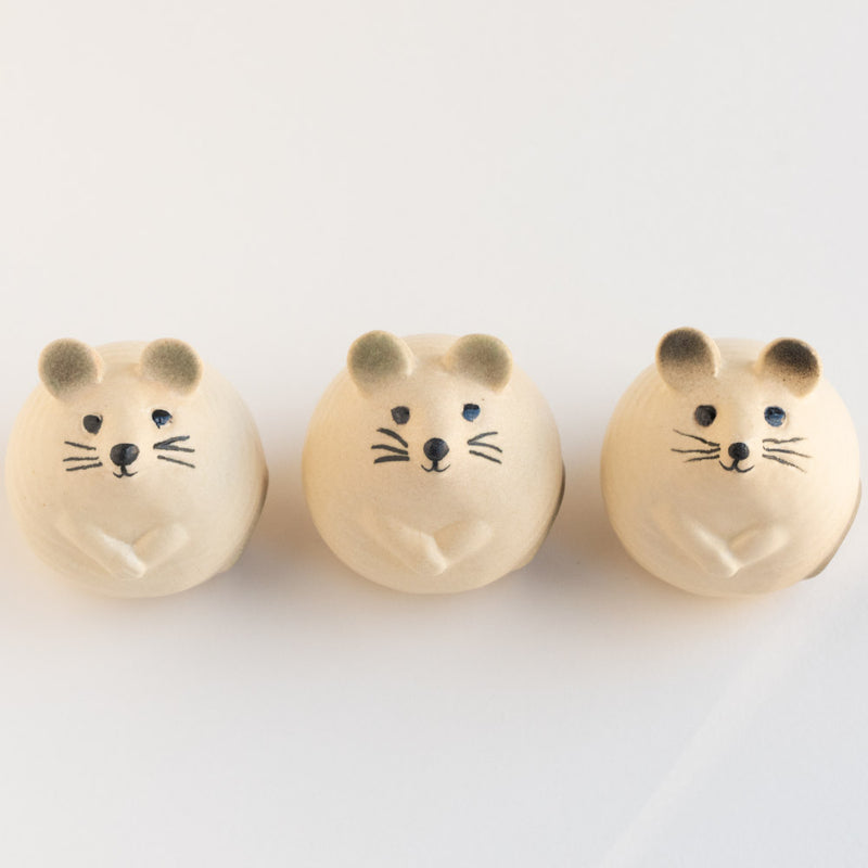 Three mouse (white)