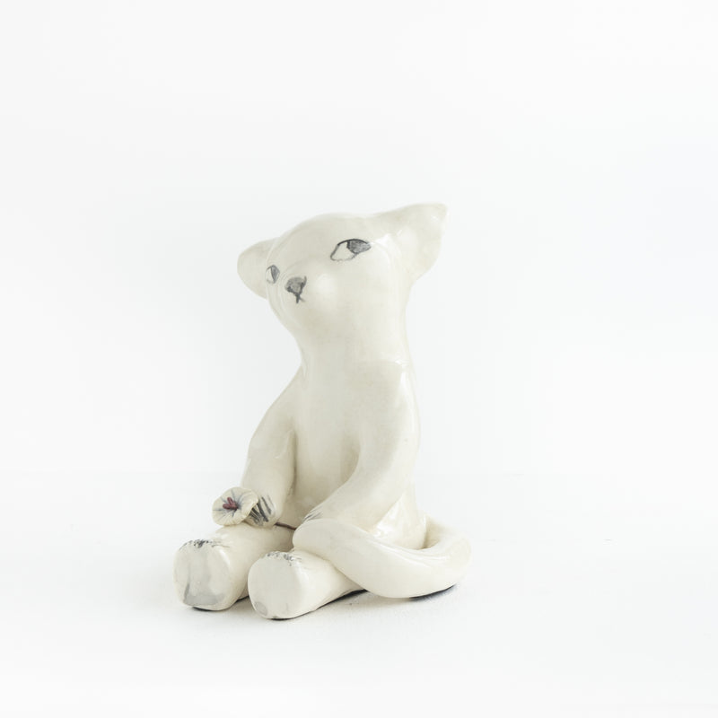 Sitting cat NO.02