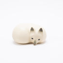 雪中​​的狐狸中等