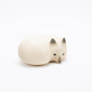 雪中​​的狐狸中等